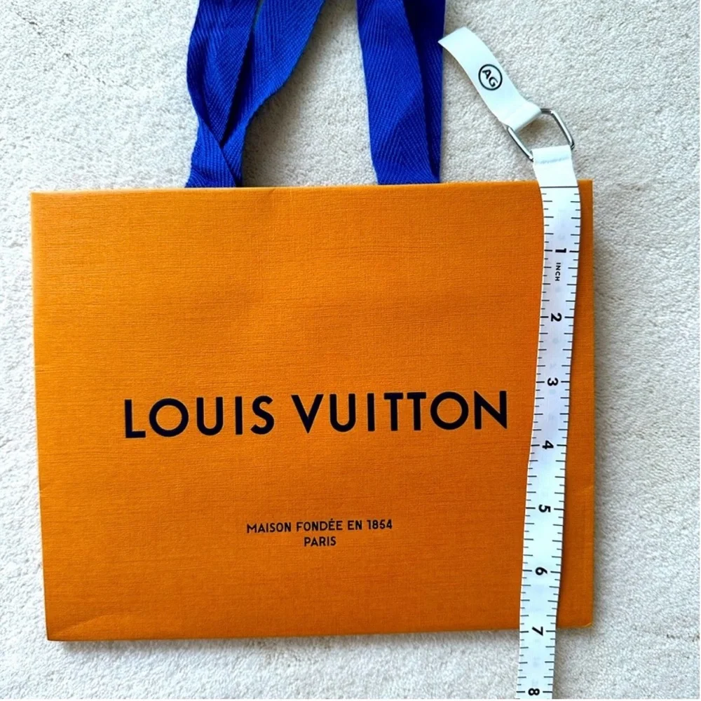 Authentic Louis Vuitton Paper Bag- 3pcs. - Picture 7 of 8